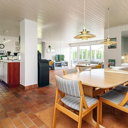Casa de Férias 6 Person Holiday Home In Hadsund
